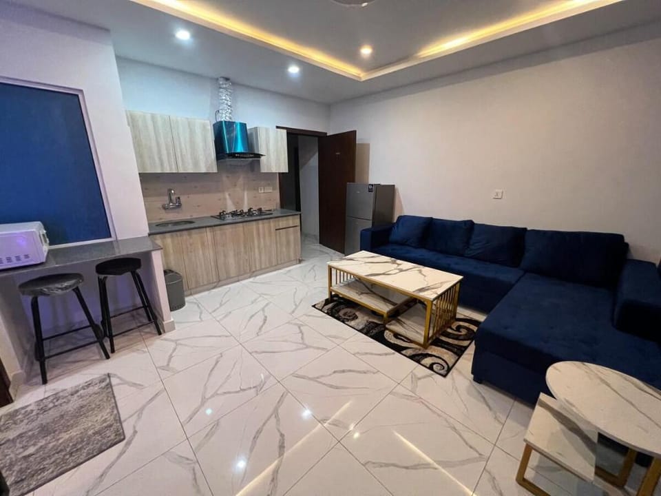 Single Bedroom flat with free parking & Wifi Vacation rental in Lahore