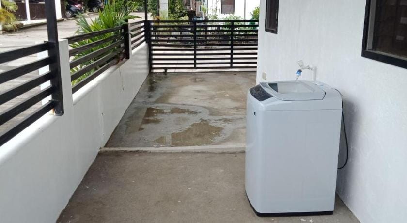 Cozy 2br near ateneo de cebu Vacation rental in Central Visayas