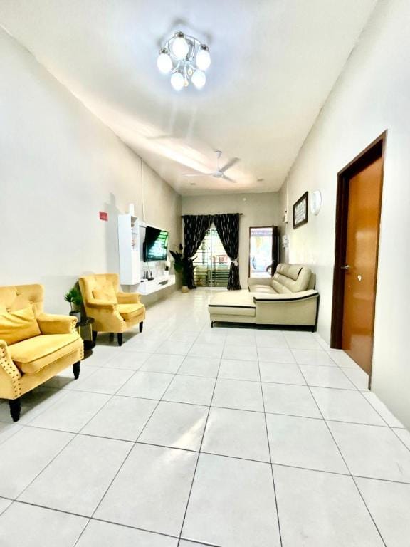 Impiana Pool House Seri Manjung Vacation rental in Perak