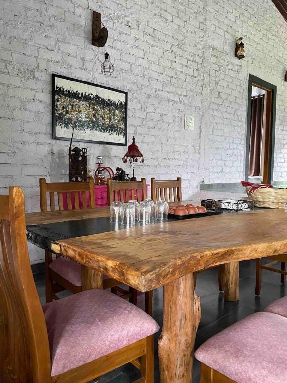 Vaviva Villa - Pet Friendly with Pool Vacation rental in Maharashtra