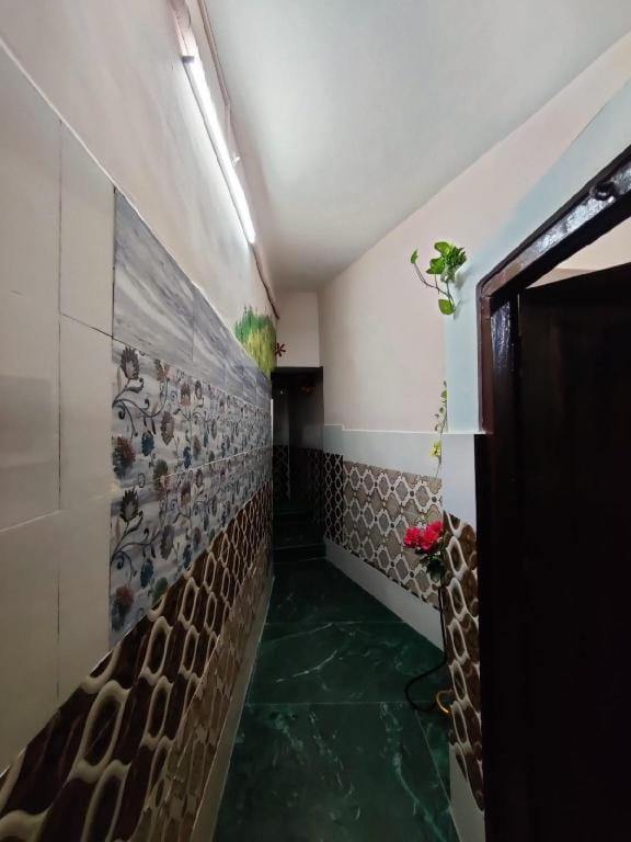 Ambricana Paying Guest House Hotel in Varanasi