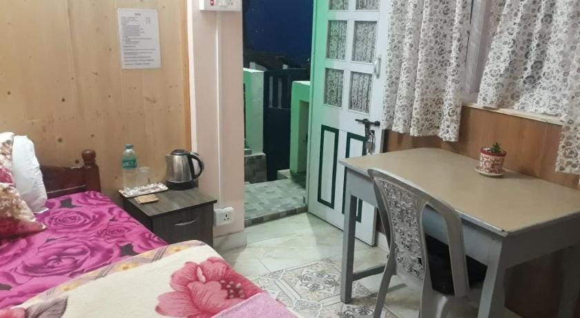 Goroomgo Smriya Homestay Darjeeling Vacation rental in Darjeeling