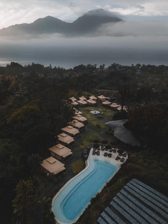 Toteme Glamping&Hotspring Kintamani Hotel in Karangasem Regency