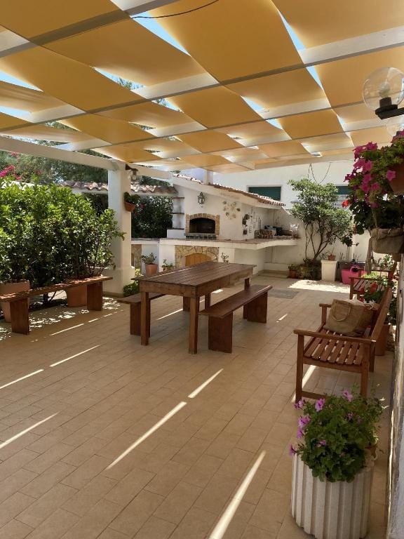 Meravigliosa villa tra fiori e spiaggia Villa in Province of Foggia