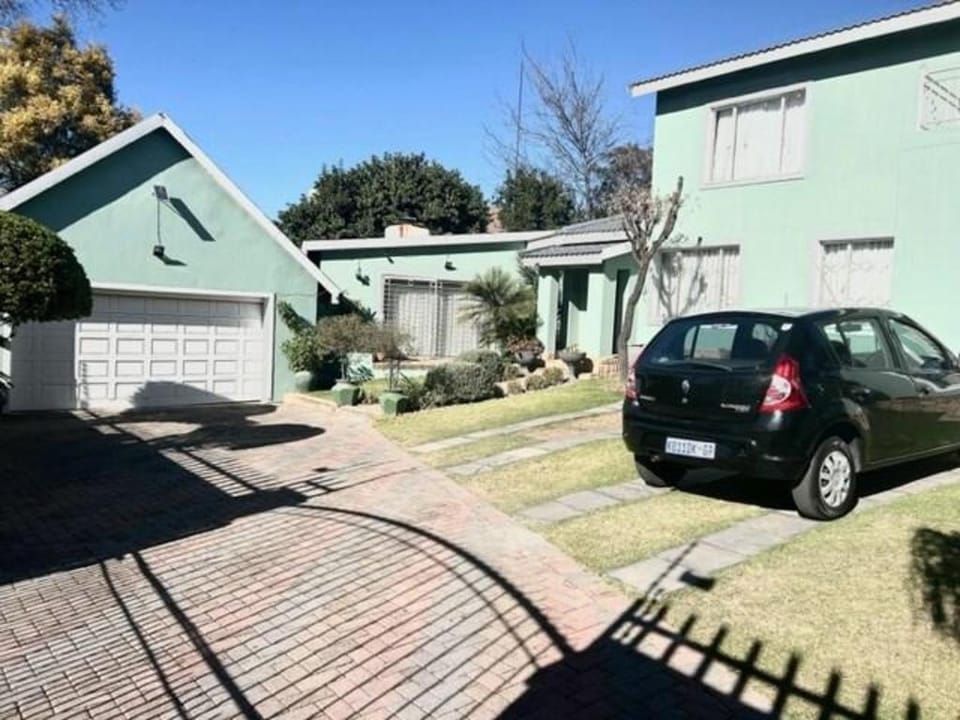 Royaltics Place Vacation rental in Roodepoort