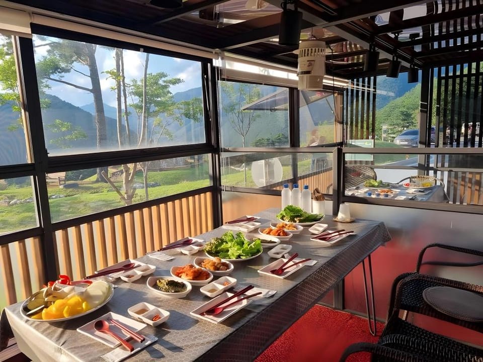 RomyZian Garden Mountain House Bed and Breakfast in South Korea