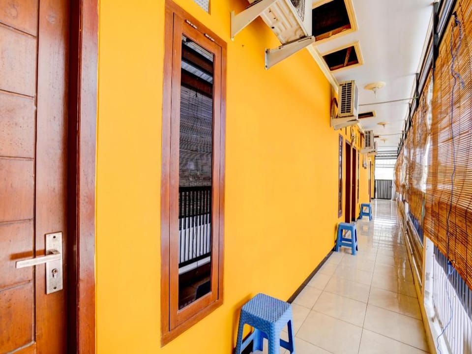 Hotel O Tri D Homestay Syariah Hotel in East Java