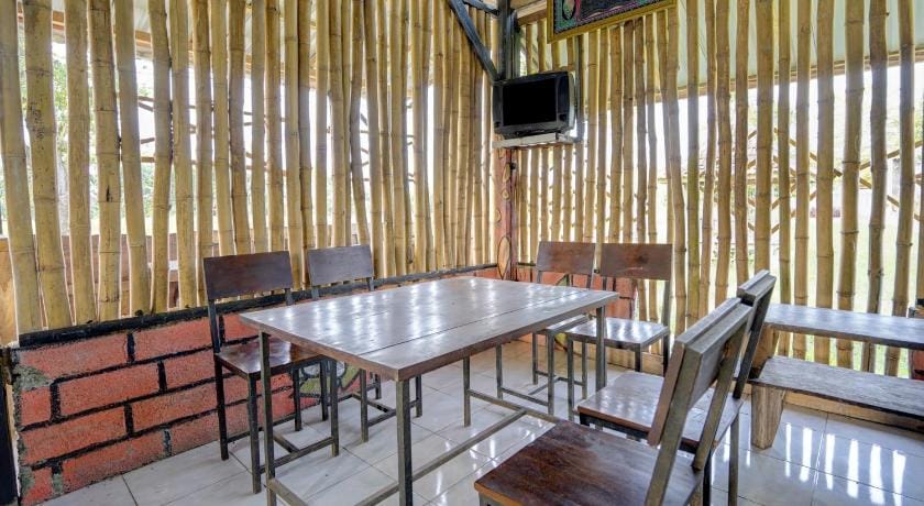 Hotel O Griya Sandi Syariah Rogojampi Hotel in East Java