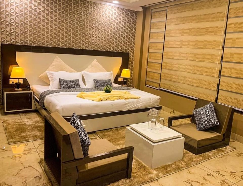 Uptown Boutique Room1 : 2BHK with Parking Apartment in Shimla