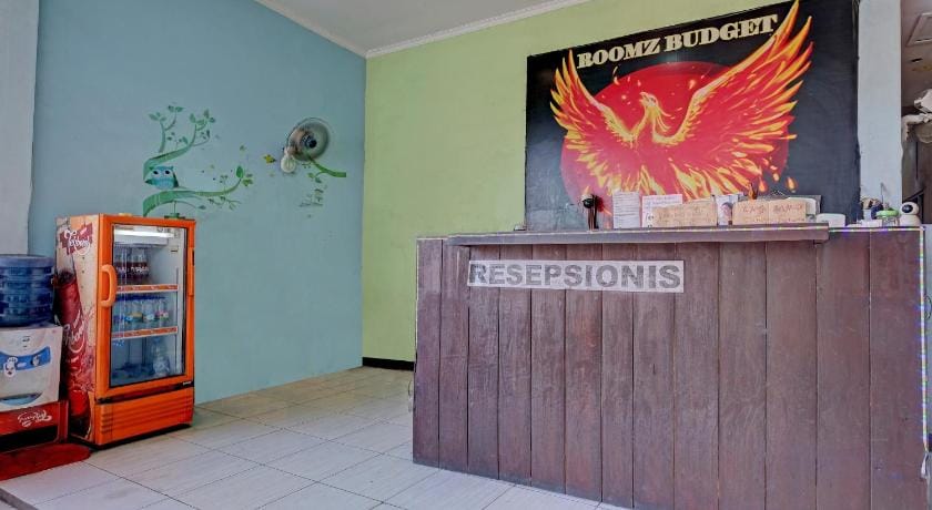 OYO Life 92877 Hotel Rainbow 7296 Hotel in Indonesia