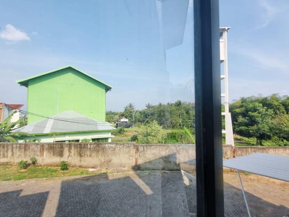 MP Villa Palmiers C8 Malang Vacation rental in East Java