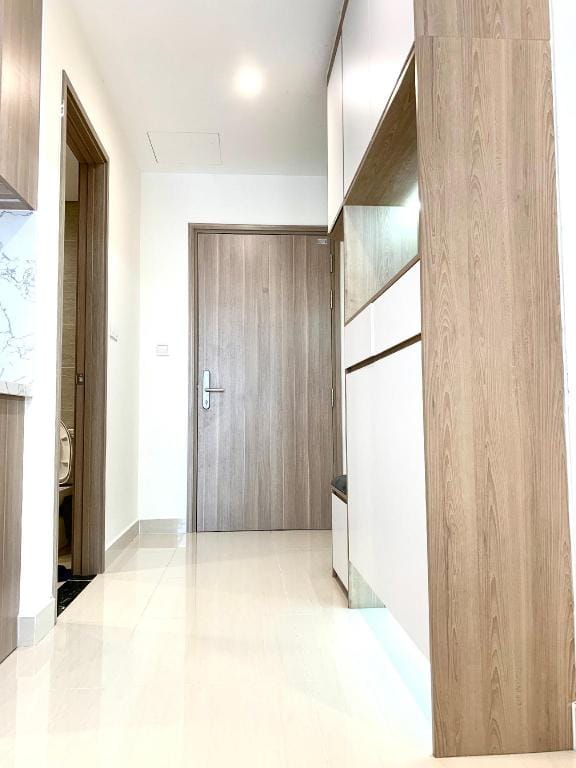 A Phón 2BR2WC VinGrand/Fully furnished - warming Apartment in Ho Chi Minh City
