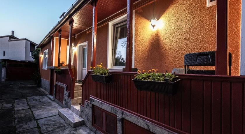 Cozy Corner Guesthouse Vacation rental in Brasov