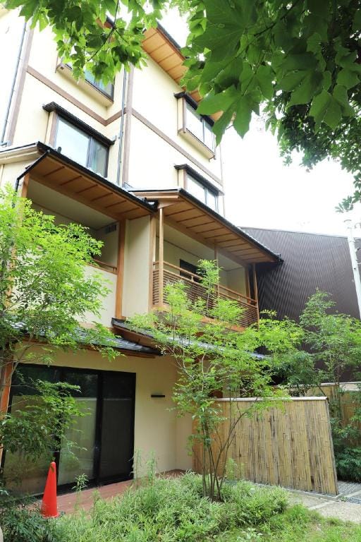 Kyoto Hatsune Twin Room with Bathroom Room 101 Apartment in Kyoto