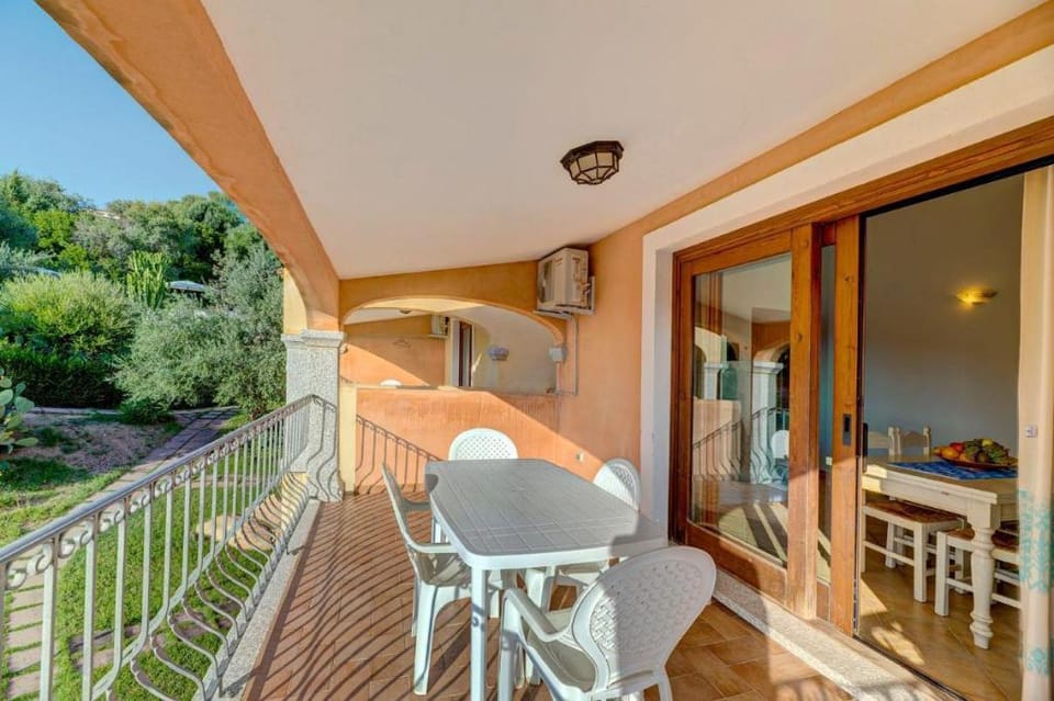 The Fantastic Residenza Badus 2 Bedroom sleeps 6  Child Apartment in Sardinia