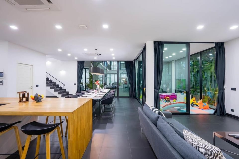 OXYGEN Luxury PoolVilla Pattaya Jomtien Beach Villa in Pattaya City