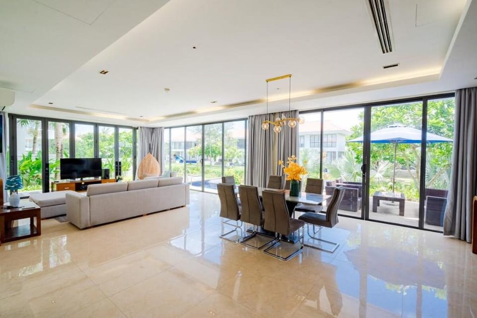 Thiên đường nghỉ dưỡng VST Villa Villa in Hoa Hai
