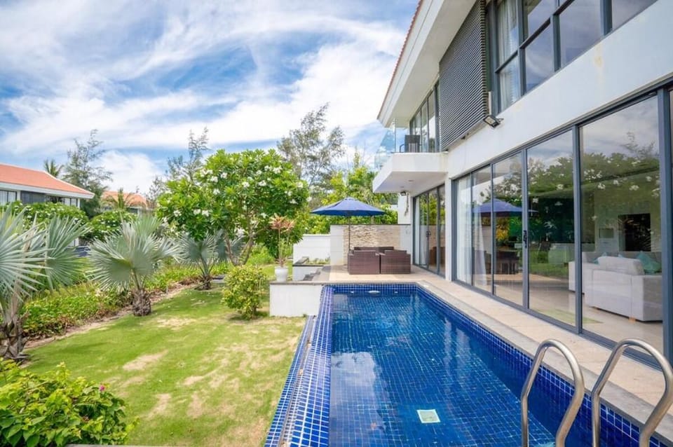Thiên đường nghỉ dưỡng VST Villa Villa in Hoa Hai