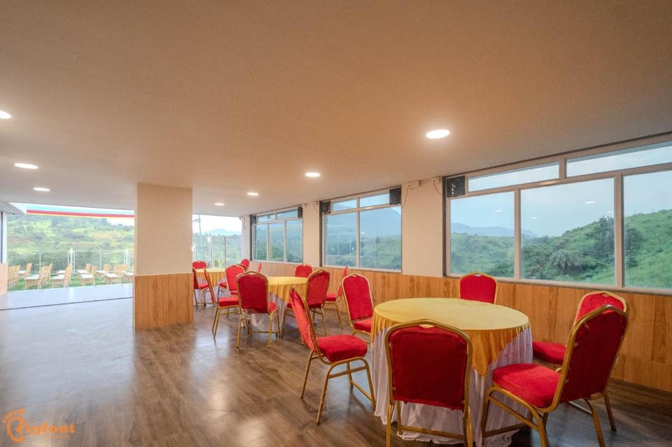 Oxi Valley Hotel in Maharashtra