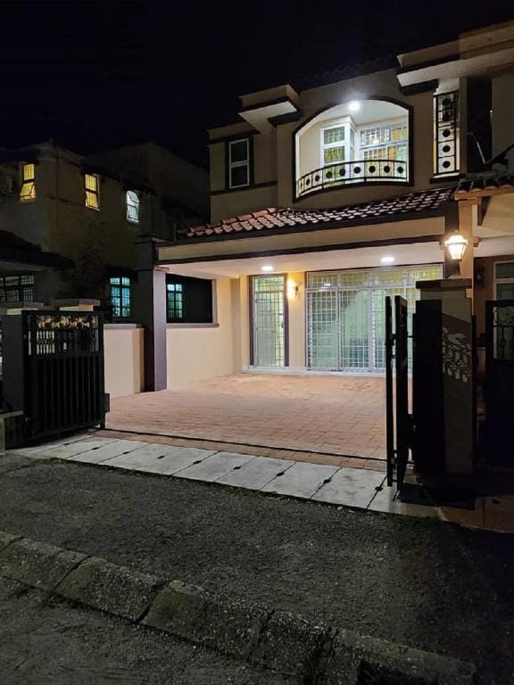 Galaxy Guest House by Ipoh Maju Stay Vacation rental in Ipoh