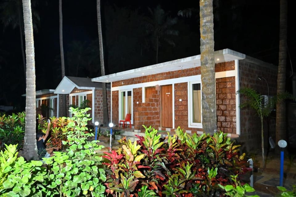 Ale beach resort near Gokarna Resort in Karnataka