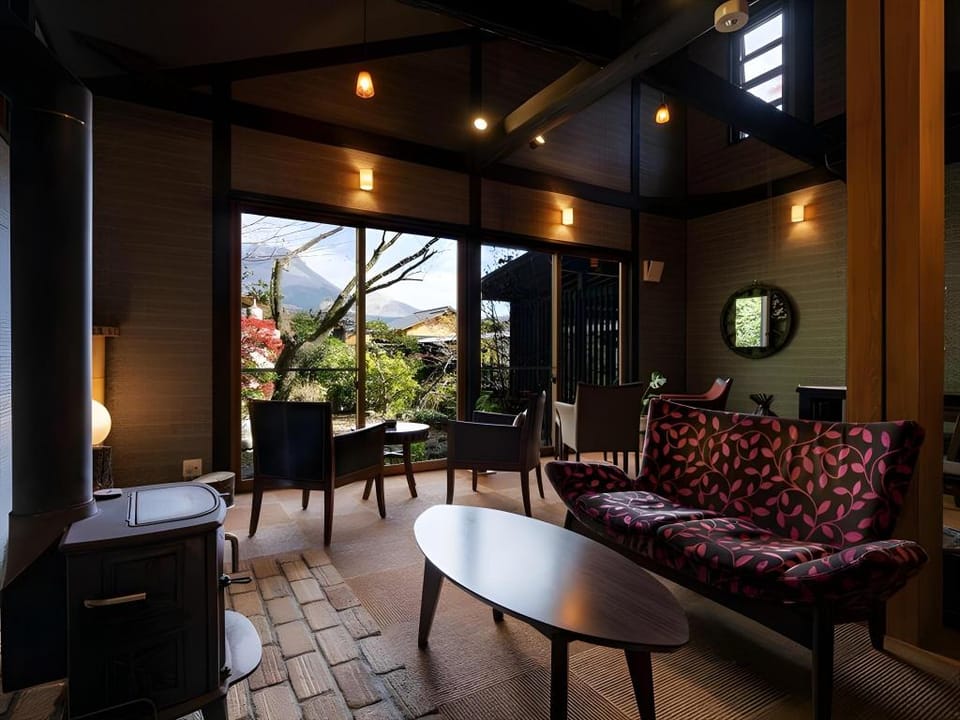 Yadoya Ohashi Hotel in Japan