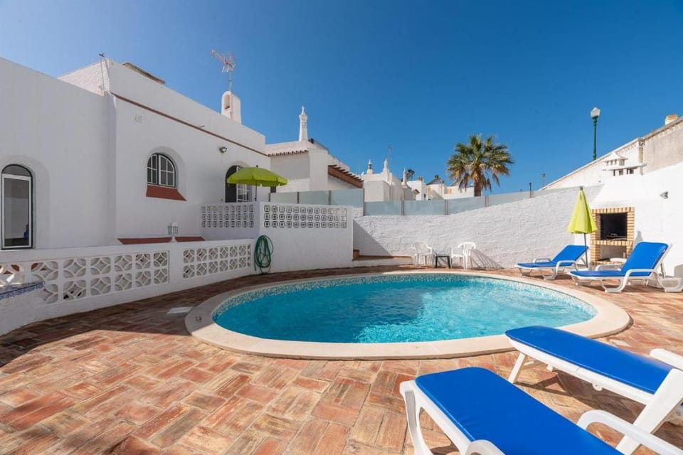 Villa Lili in Albufeira Apartment in Guia
