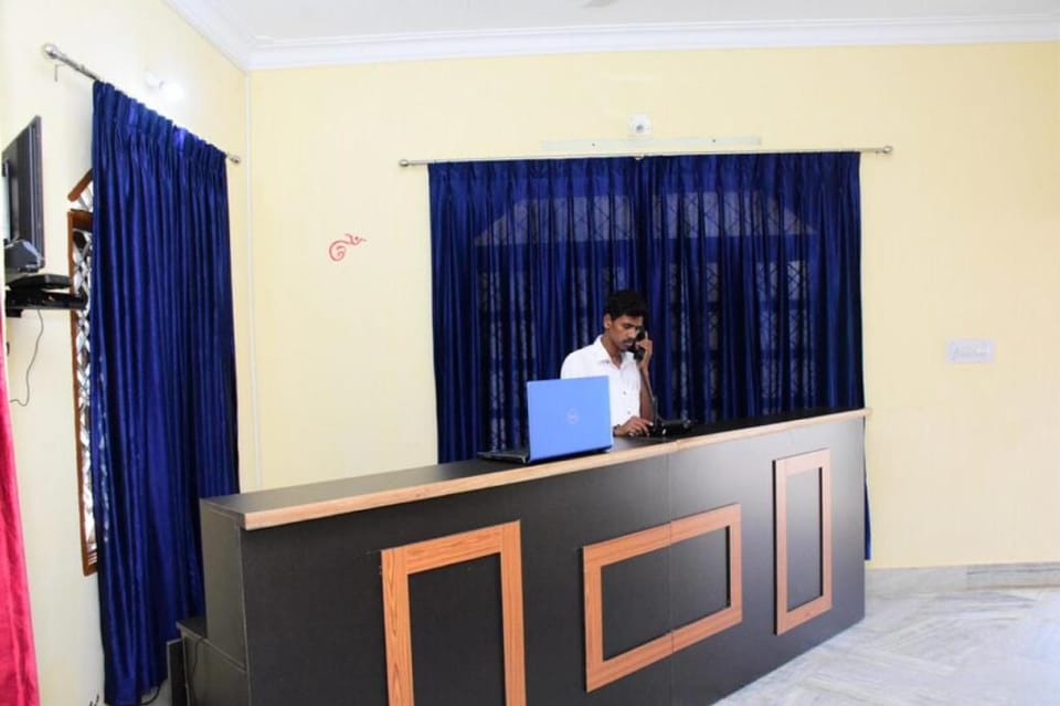 Goroomgo Pink Villa Guest House Bhubaneswar Hotel in Bhubaneswar