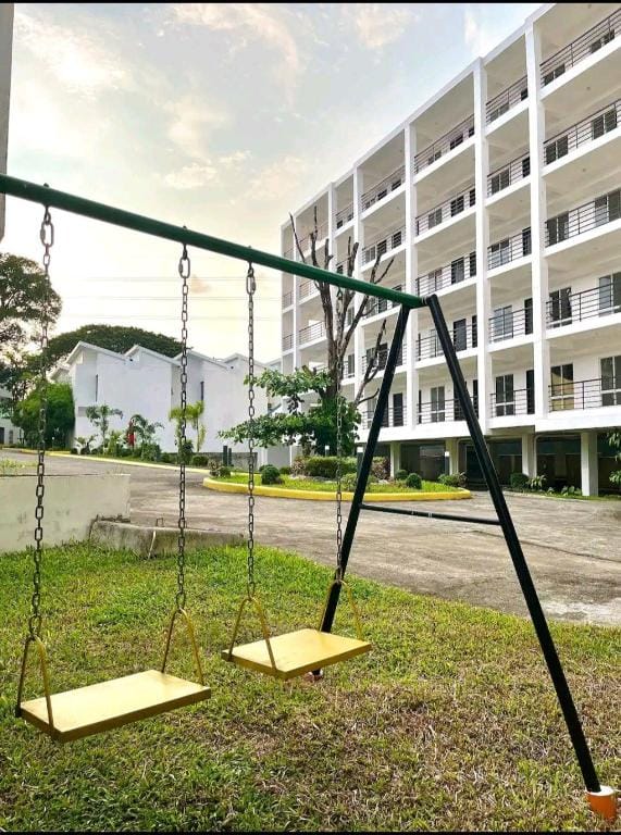 Staycation in Eleve Camarin Vacation rental in Quezon City