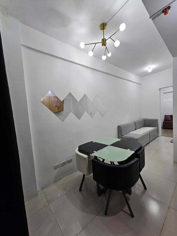 Staycation in Eleve Camarin Vacation rental in Quezon City