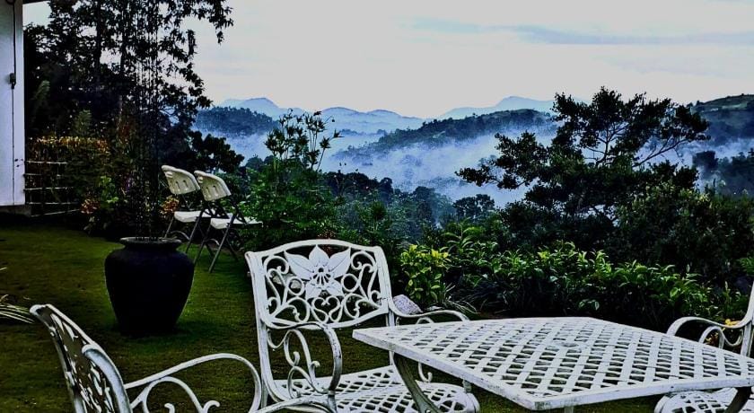 Kobbekaduwa Bungalow Hotel in Central Province