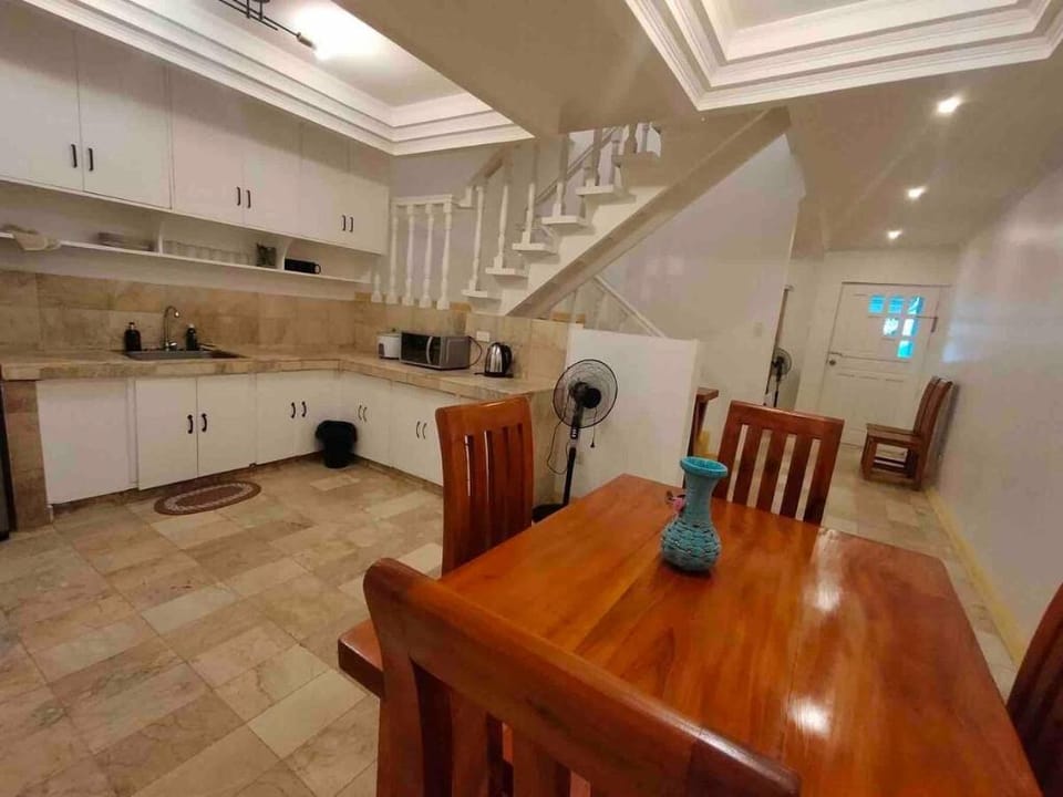 Apartment in Mabalacat near Clark Apartment in Calabarzon
