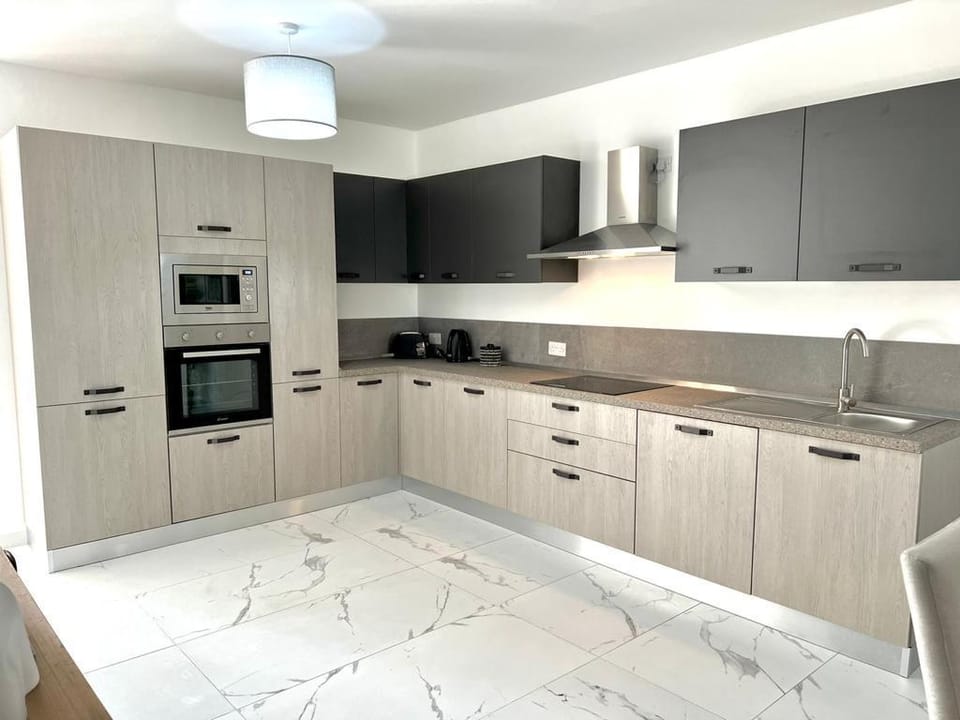 Wish Malta Apartments - Apartment White Apartment in Sliema