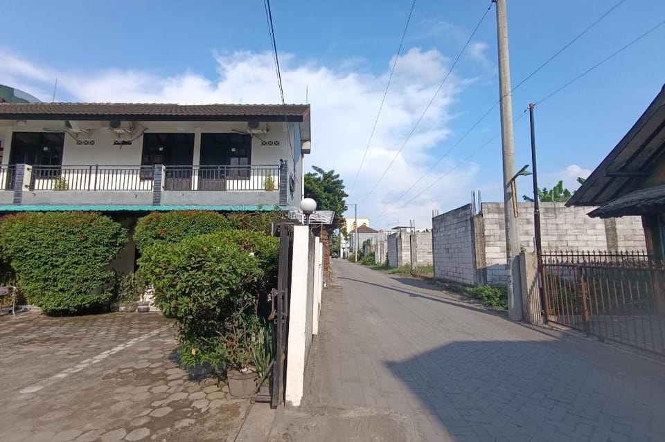 JJ House Kost Exclusive Nologaten Hotel in Yogyakarta