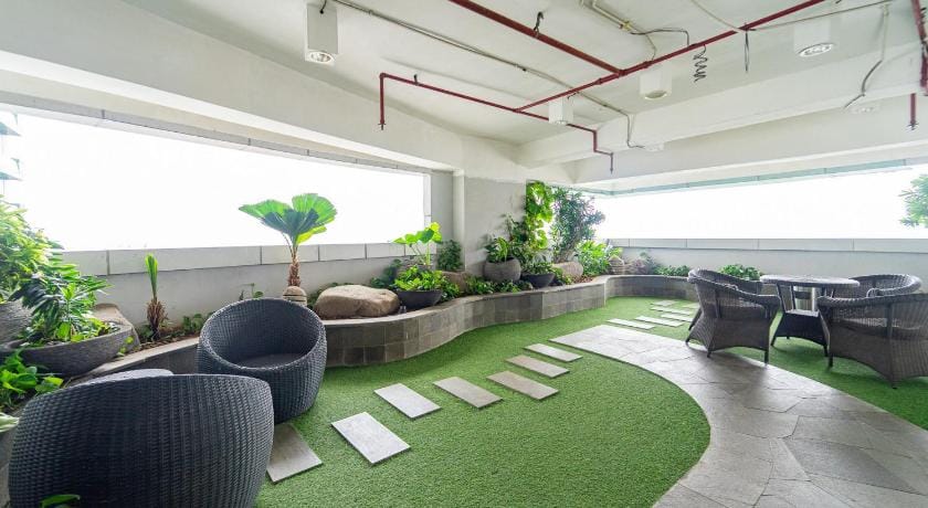 RedLiving Apartemen Grand Kamala Lagoon - Rooms 911 Tower Barclay South with Netflix Hotel in West Java
