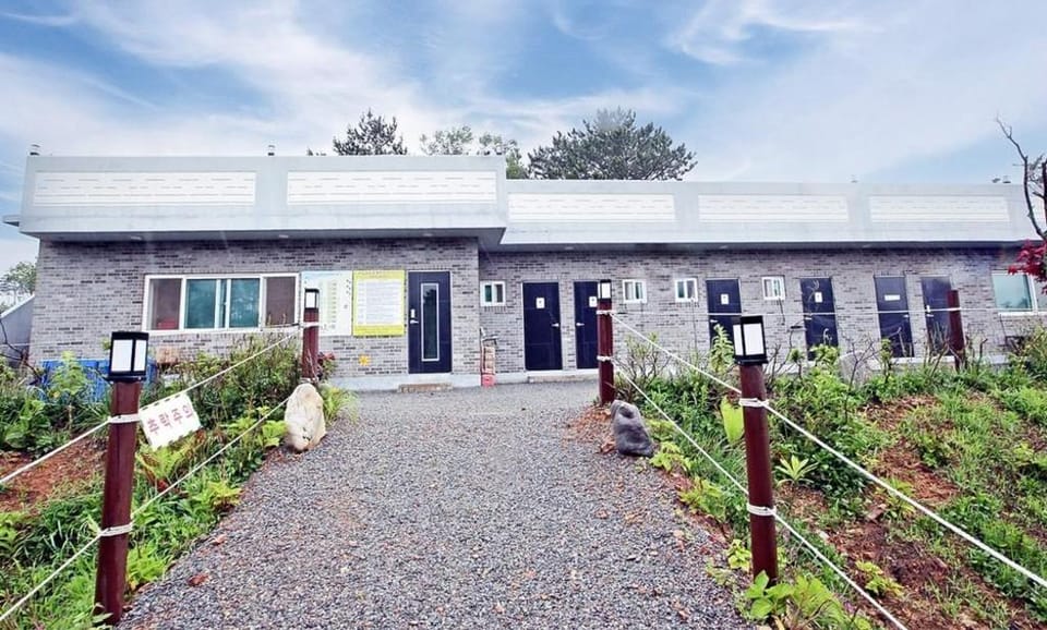 Padowa Noeul Camping Bed and Breakfast in South Korea