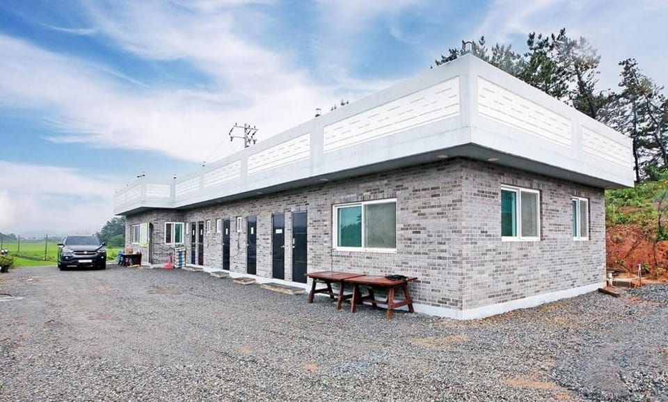 Padowa Noeul Camping Bed and Breakfast in South Korea