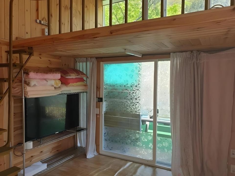 Haeoreum Gwangwang Pension Bed and Breakfast in South Korea