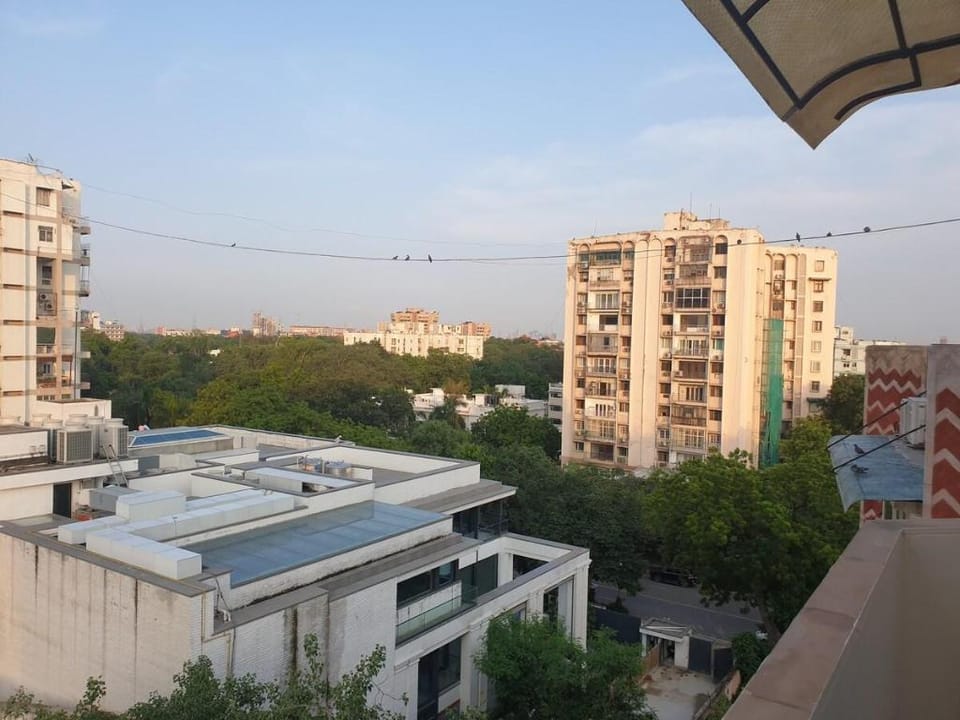 BnBBuddy Connaught Place Elegant 3 BHK plus Study Vacation rental in New Delhi