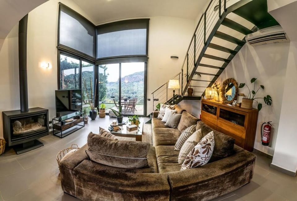 Cerca Barcelona, piscina  y espectaculares vistas Vacation rental in Vallès Occidental