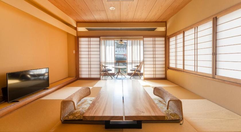 Izu Atagawa Onsen Miharuya Hotel in Shizuoka Prefecture