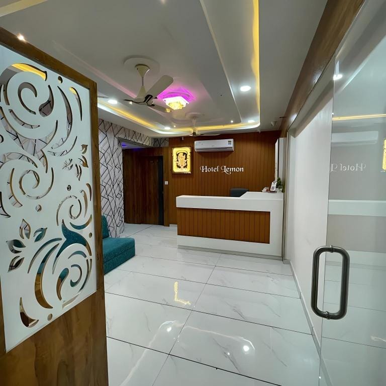 hotel lemon Hotel in Ahmedabad