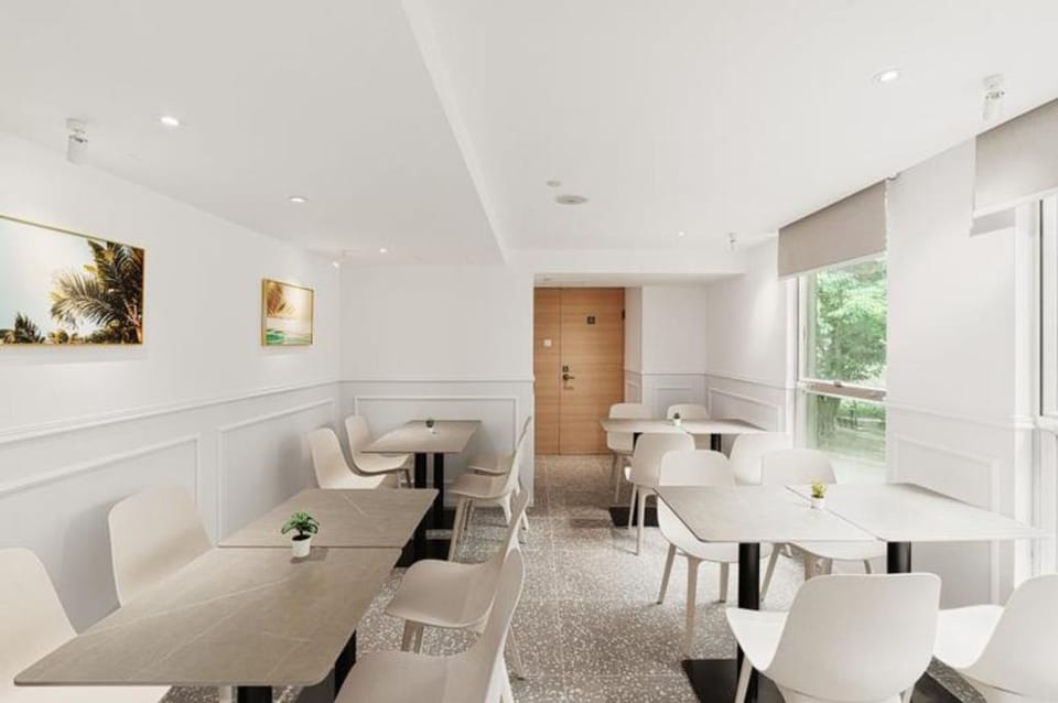 Urbanwood Hung Hom Hotel in Hong Kong