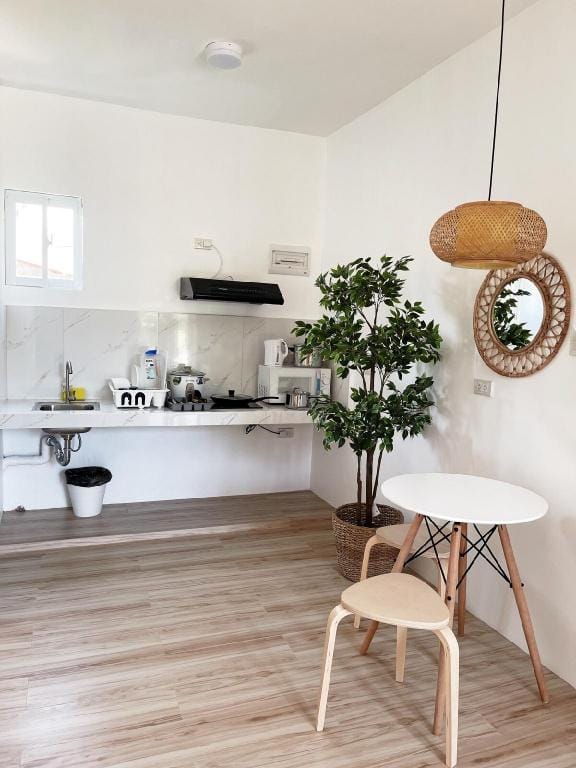 E Elbi Hygge House Near UPLB Apartment in Calabarzon
