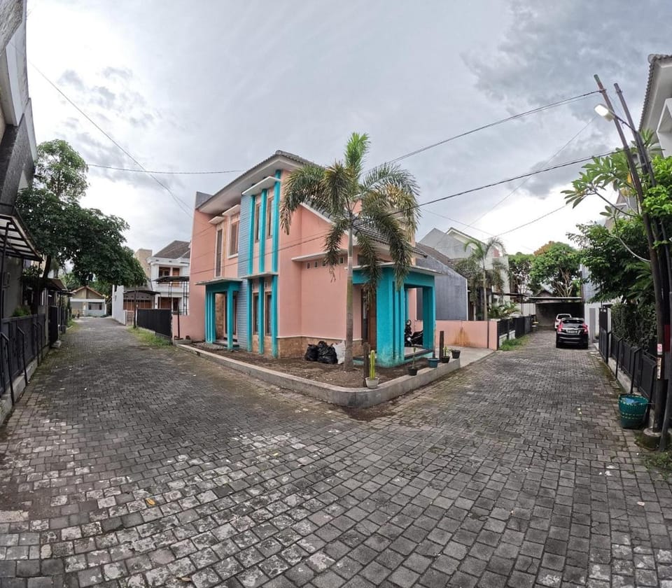 Damai Residence Homestay Jogja Vacation rental in Special Region of Yogyakarta