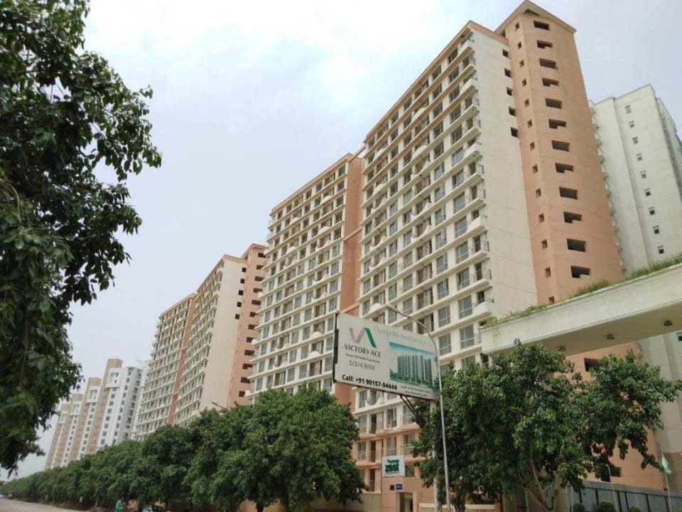 516 Furnished Entire Qhome Studio Apartment in Noida