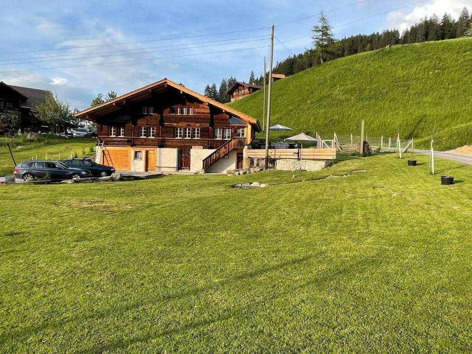 Chalet Grittelihus, large bathroom, Lots of living space, nhe Interlaken Chalet in Canton of Valais