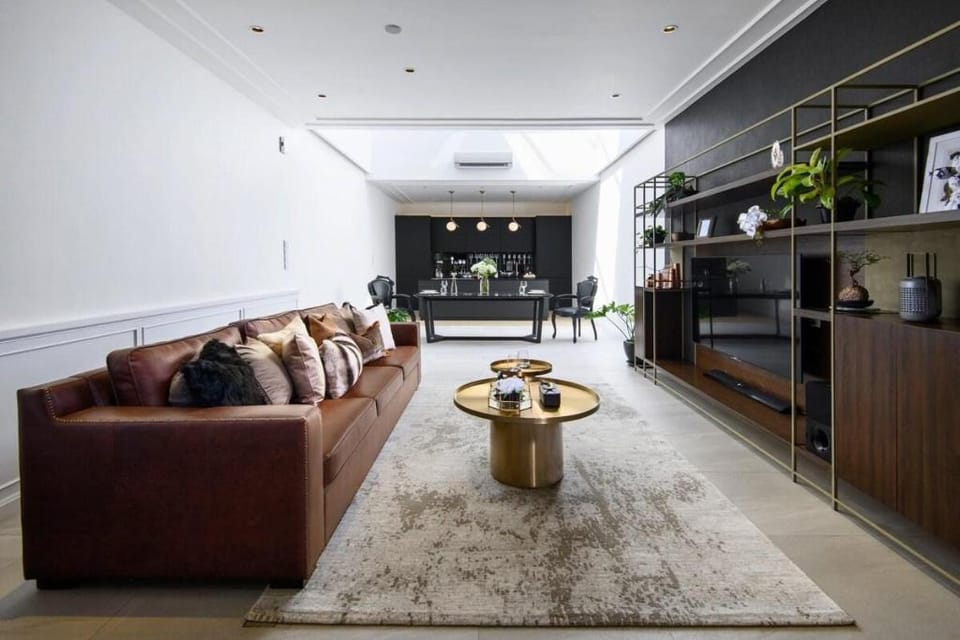 Georgetown Luxury Modern Heritage House 4BR  Vacation rental in George Town