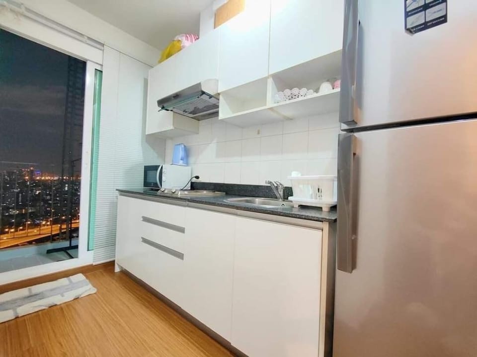 High-Rise condo near Sukhumvit Onnut BTS Apartment in Bangkok