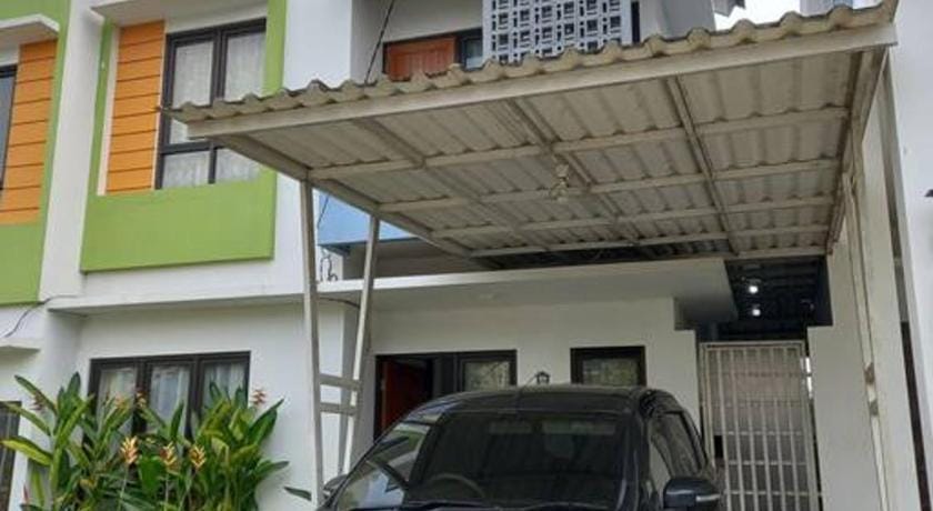 Imah Safina Cozy Private Home Syariah Padalarang Vacation rental in West Java
